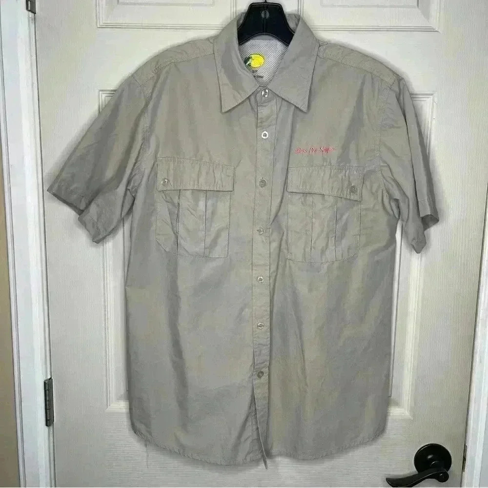 Bass Pro Shop Bassmaster Button Up Fish Camping Shirt Men’s Outdoor Sz S